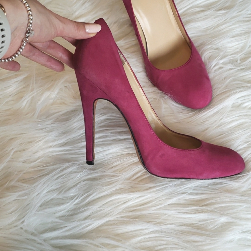 Pink suede pumps size 9